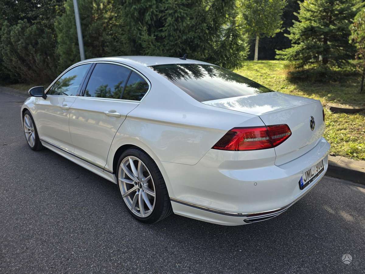 Volkswagen Passat - 6
