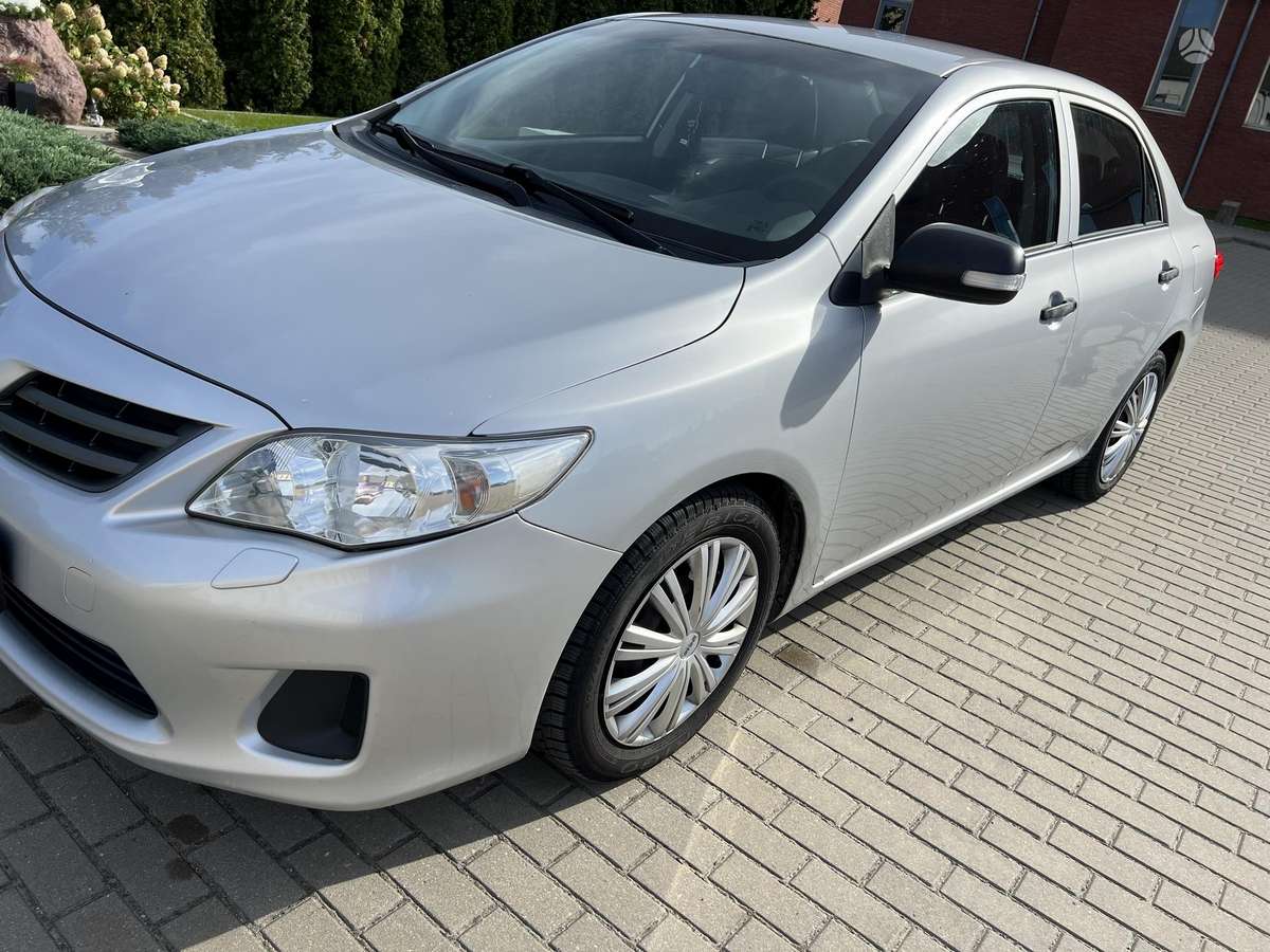 Toyota Corolla, 1.4 l., Седан