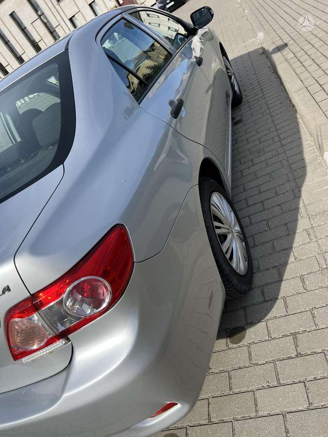 Toyota Corolla - 6