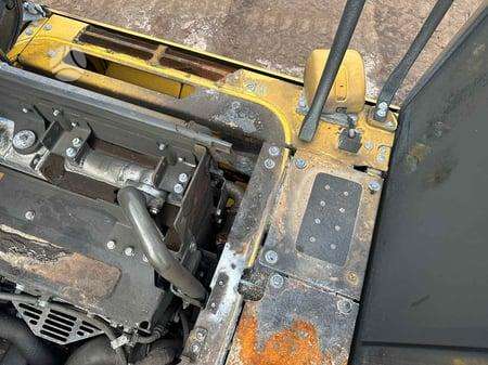 Komatsu PC170LC-11, excavator