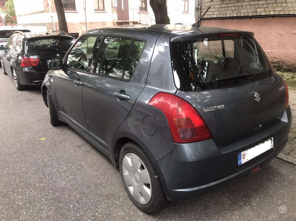 Suzuki Swift, 1.3 l., Хэтчбек
