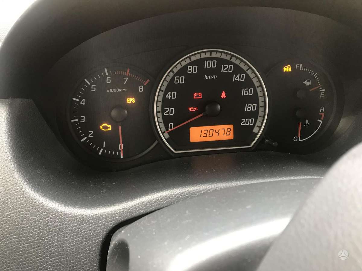 Suzuki Swift, 1.3 l., Хэтчбек