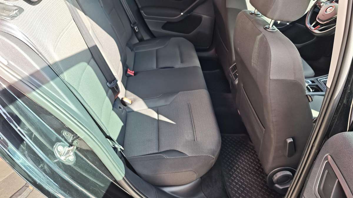 Volkswagen Golf, 1.6 l., Универсал