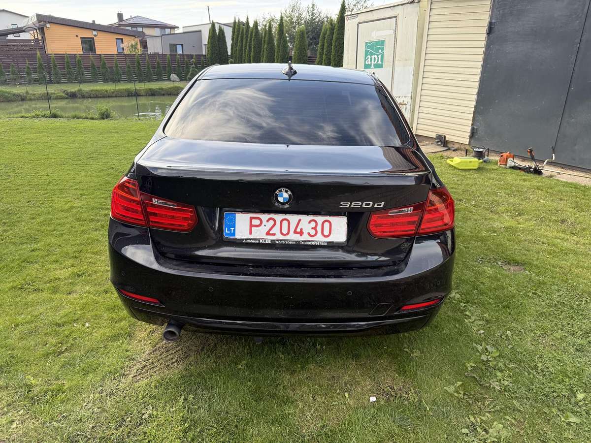 BMW 320, 2.0 l., Седан