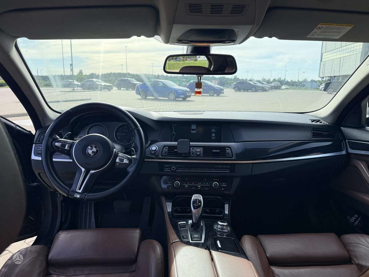 BMW 520, 2.0 l., sedanas