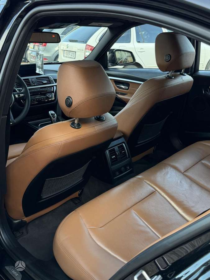 BMW 328, 2.0 l., Седан