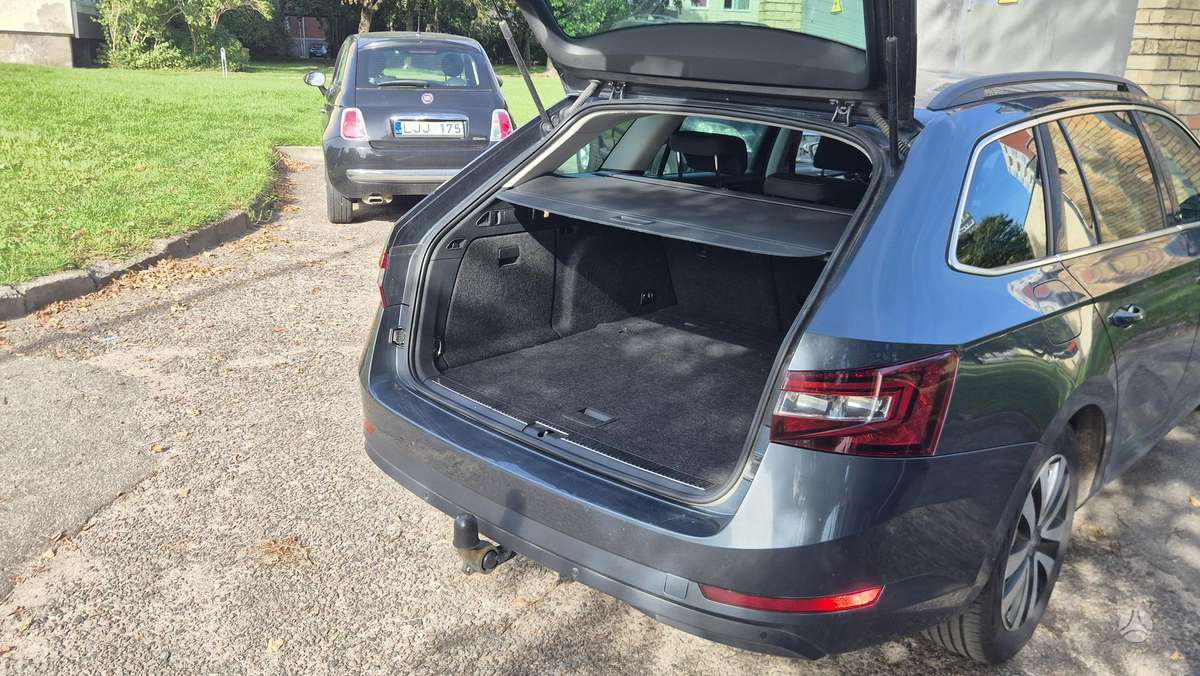 Skoda Superb, 2.0 l., wagon