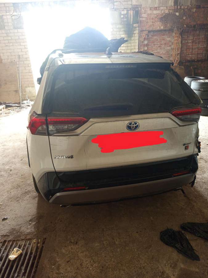 Toyota RAV4 kėbulo dalys