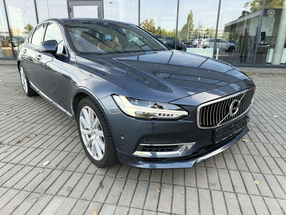 Volvo S90 - 2