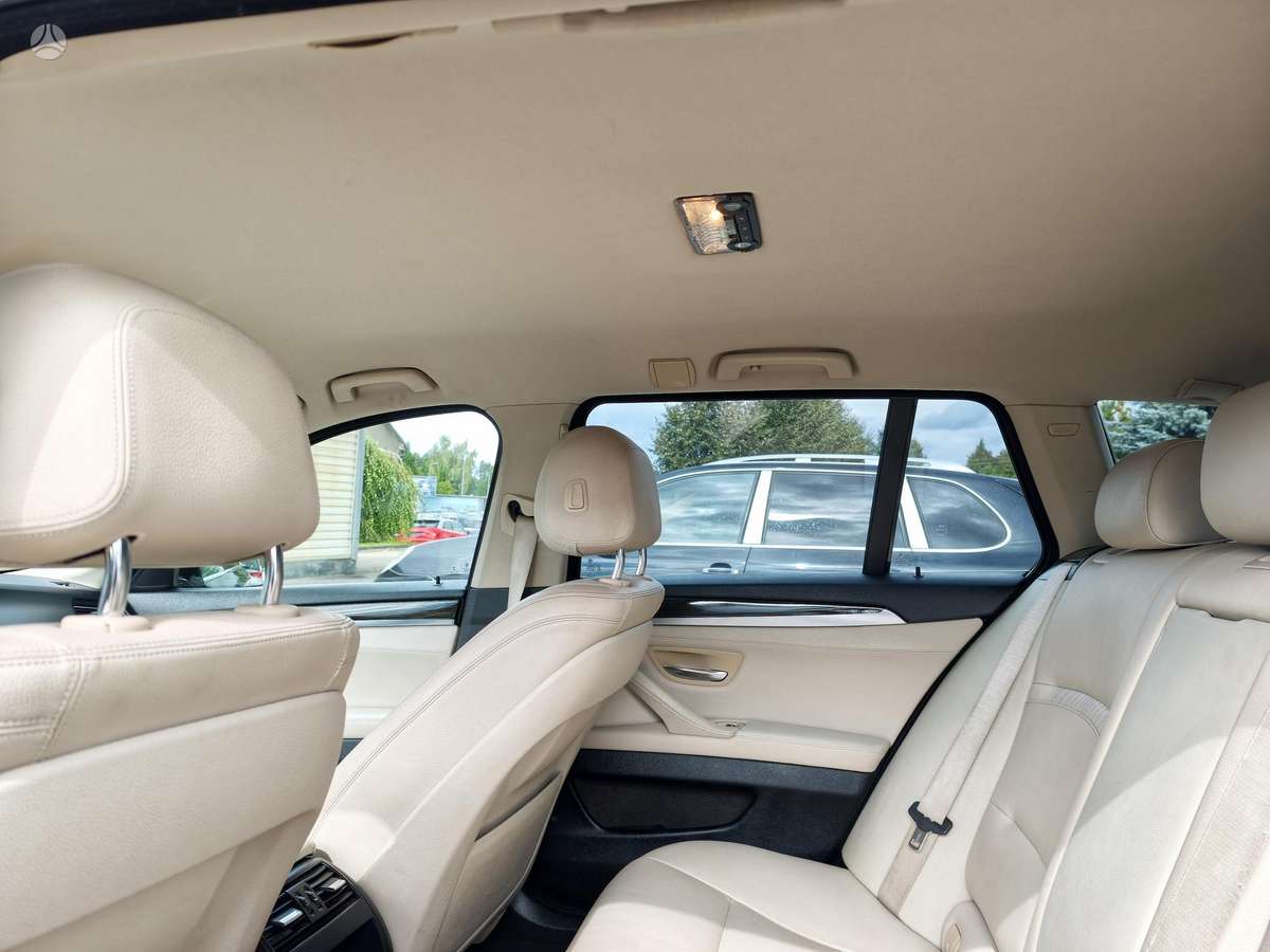 BMW 520, 2.0 l., wagon