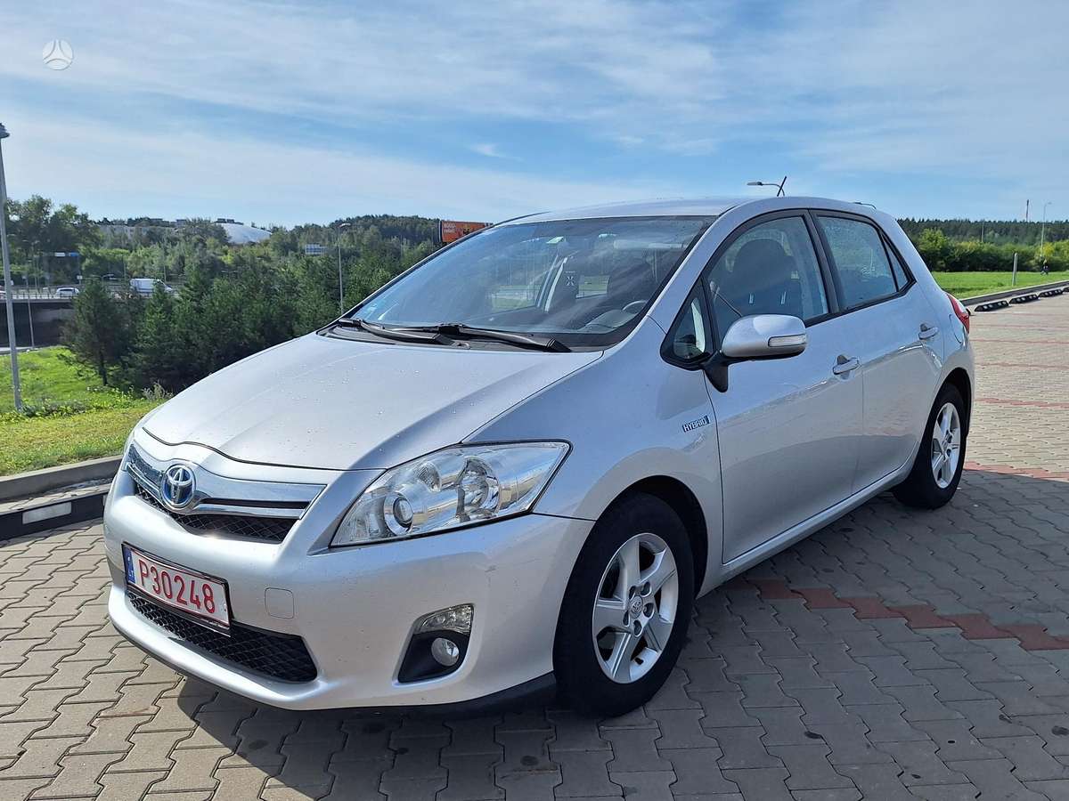Toyota Auris - 2