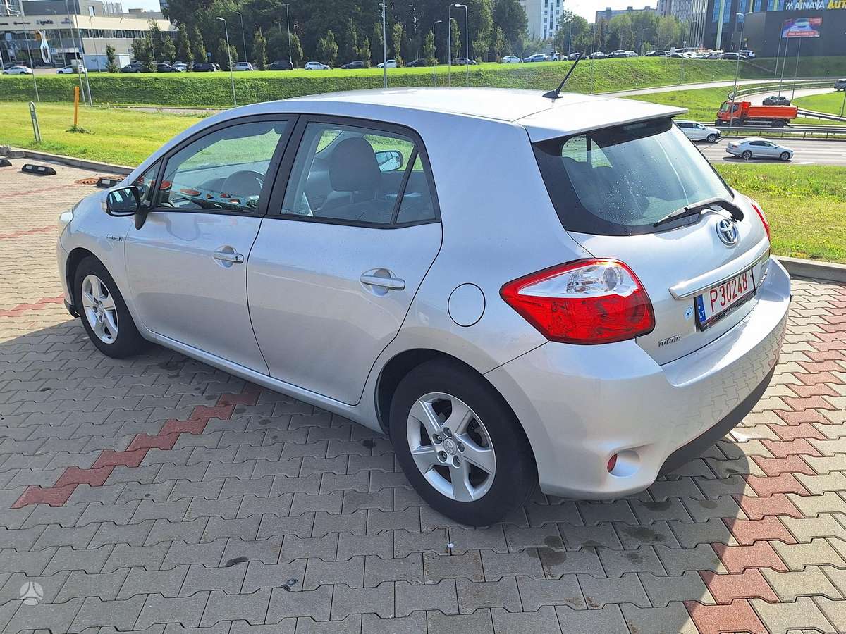 Toyota Auris - 11