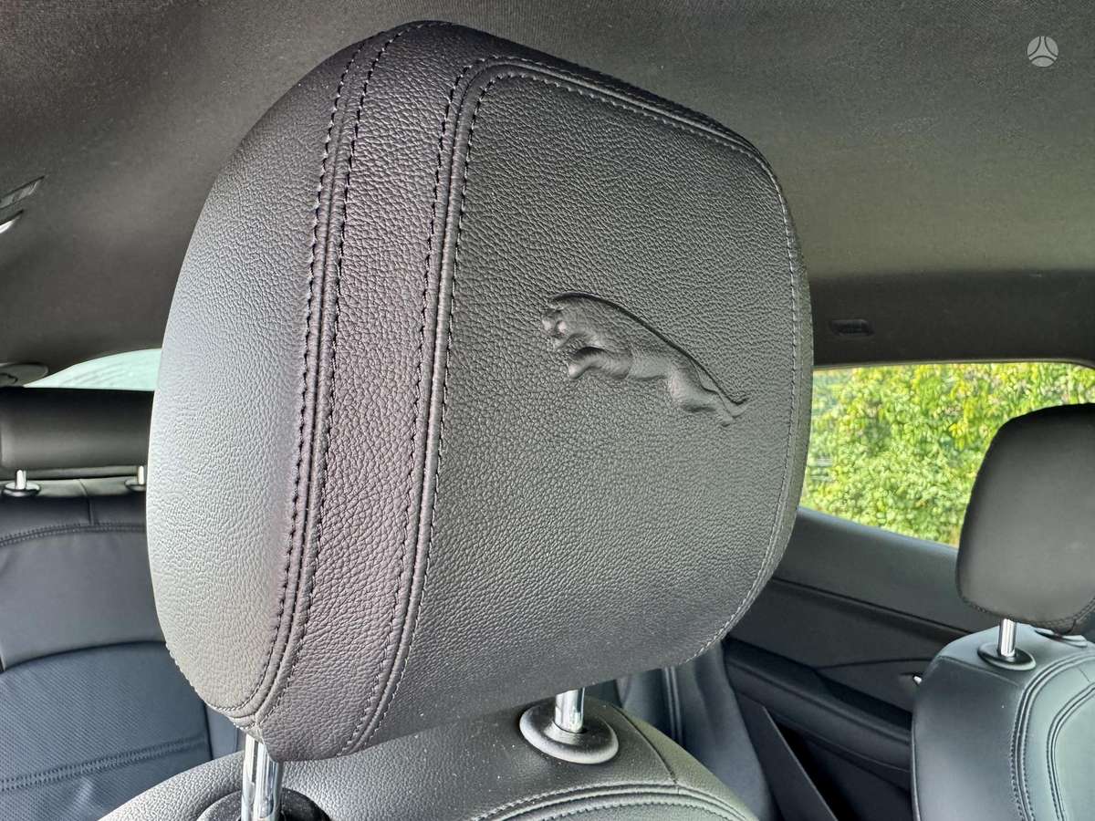 Jaguar E-Pace, 2.0 l., Внедорожник / Кроссовер