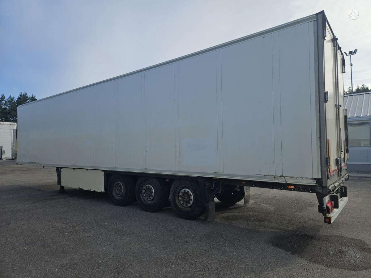 Schmitz SKO 24/L, refrigerated
