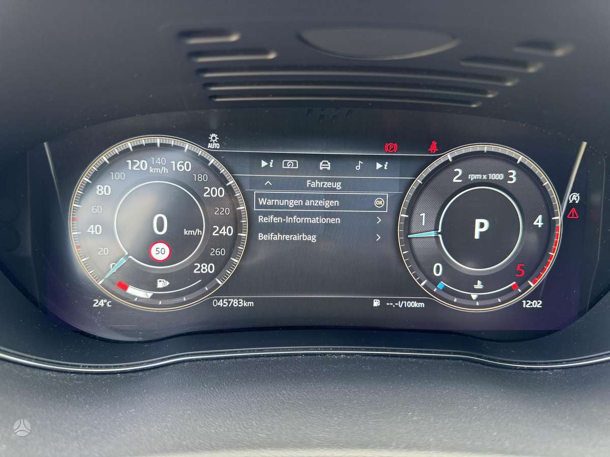 Jaguar E-Pace, 2.0 l., Внедорожник / Кроссовер