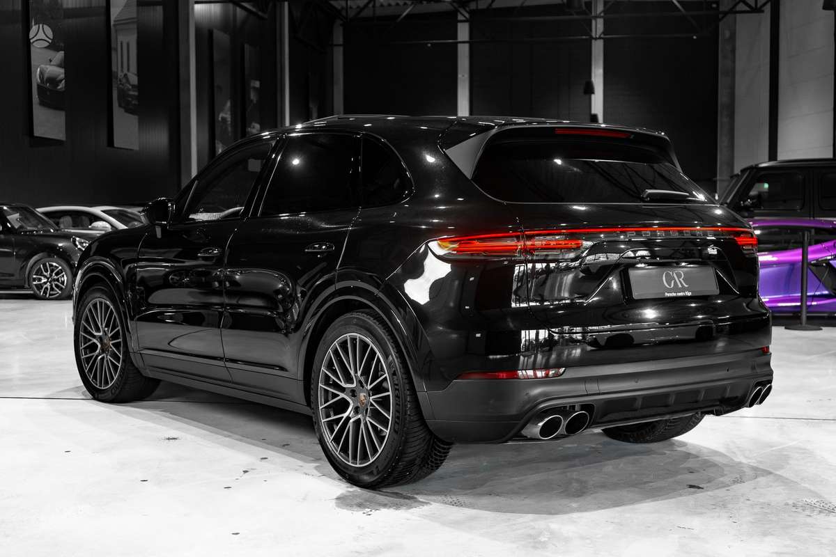 Porsche Cayenne, 2.9 l., off-road / crossover