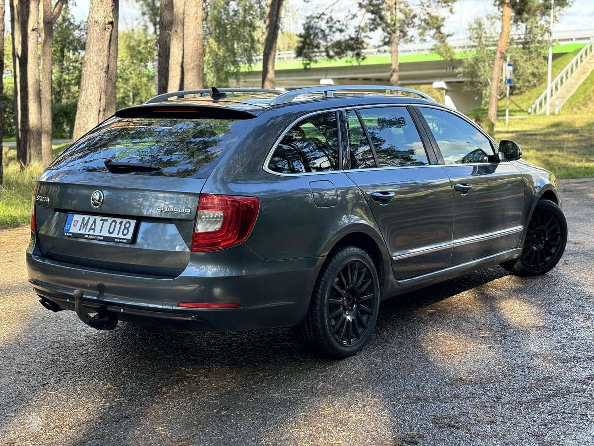 Skoda Superb, 2.0 l., wagon