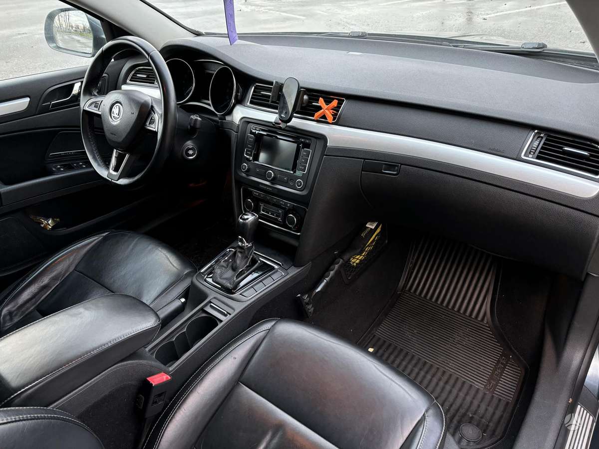 Skoda Superb, 2.0 l., wagon