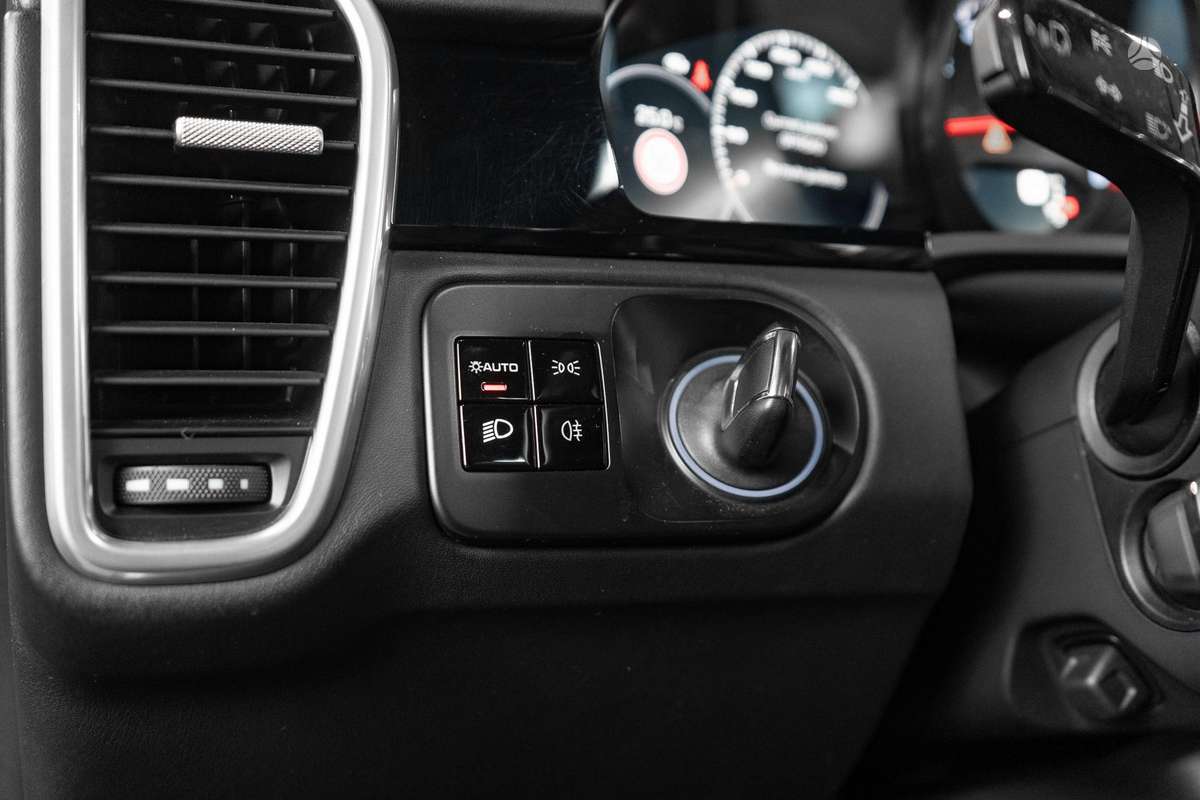 Porsche Cayenne, 2.9 l., Внедорожник / Кроссовер