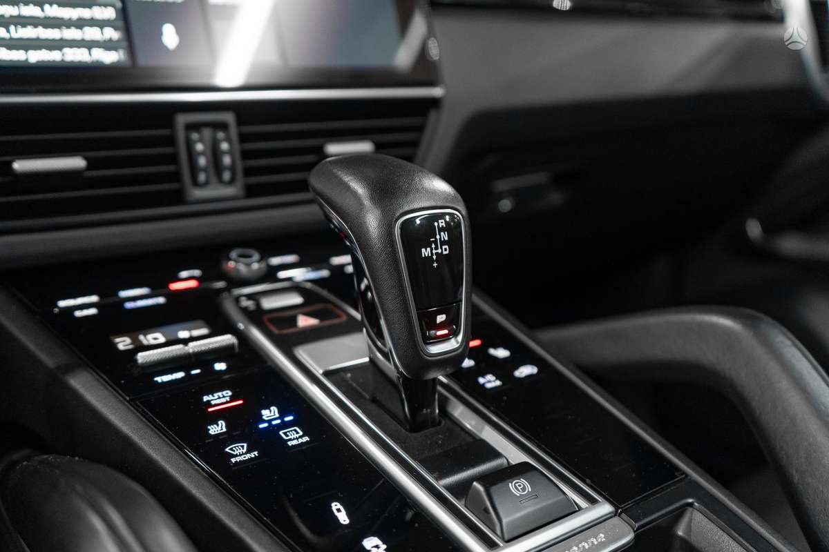 Porsche Cayenne, 2.9 l., Внедорожник / Кроссовер