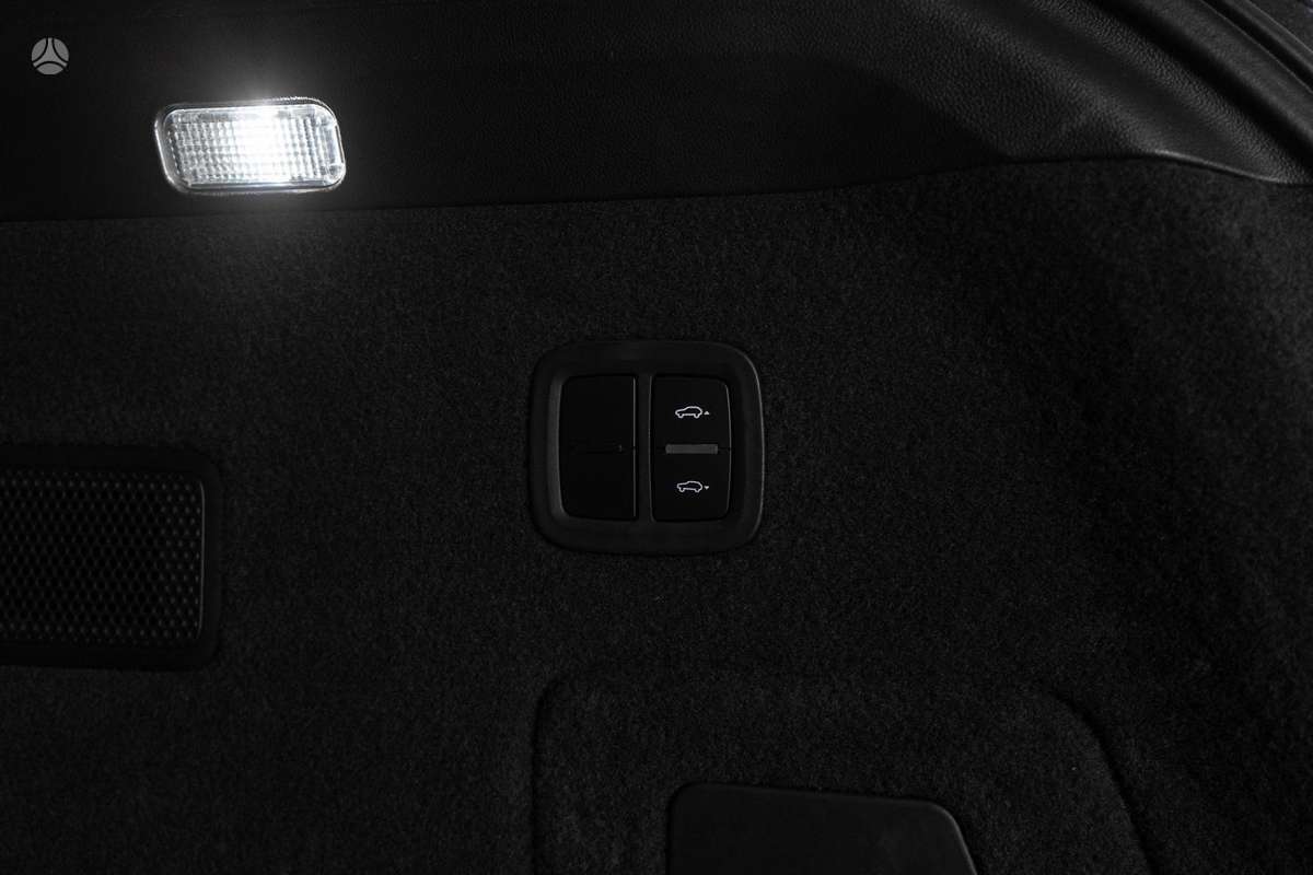 Porsche Cayenne, 2.9 l., off-road / crossover