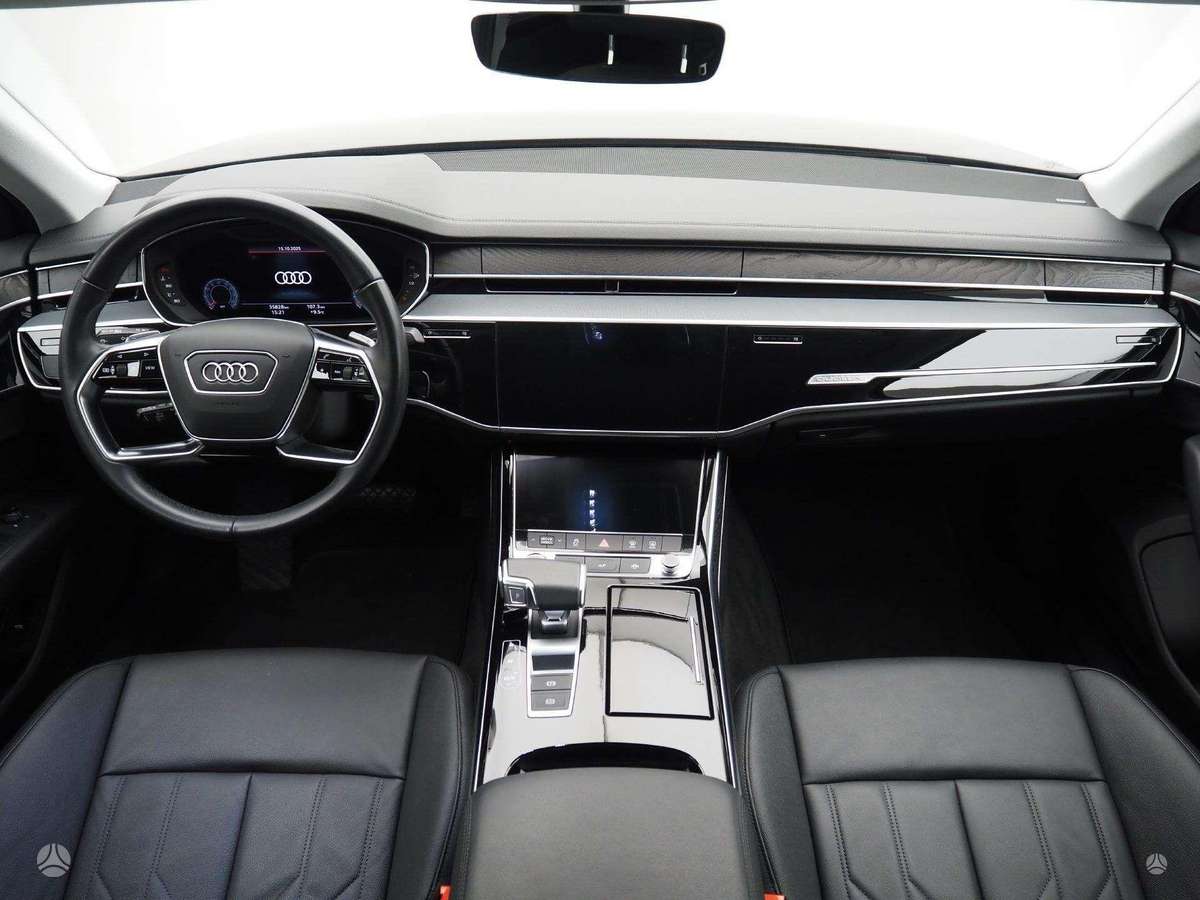 Audi A8, 3.0 l., Седан