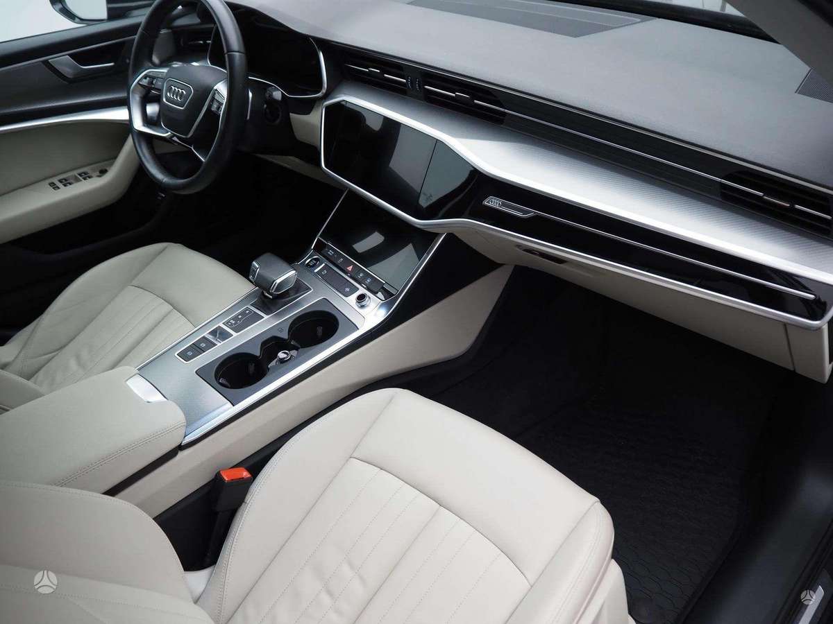 Audi A6, 2.0 l., Седан