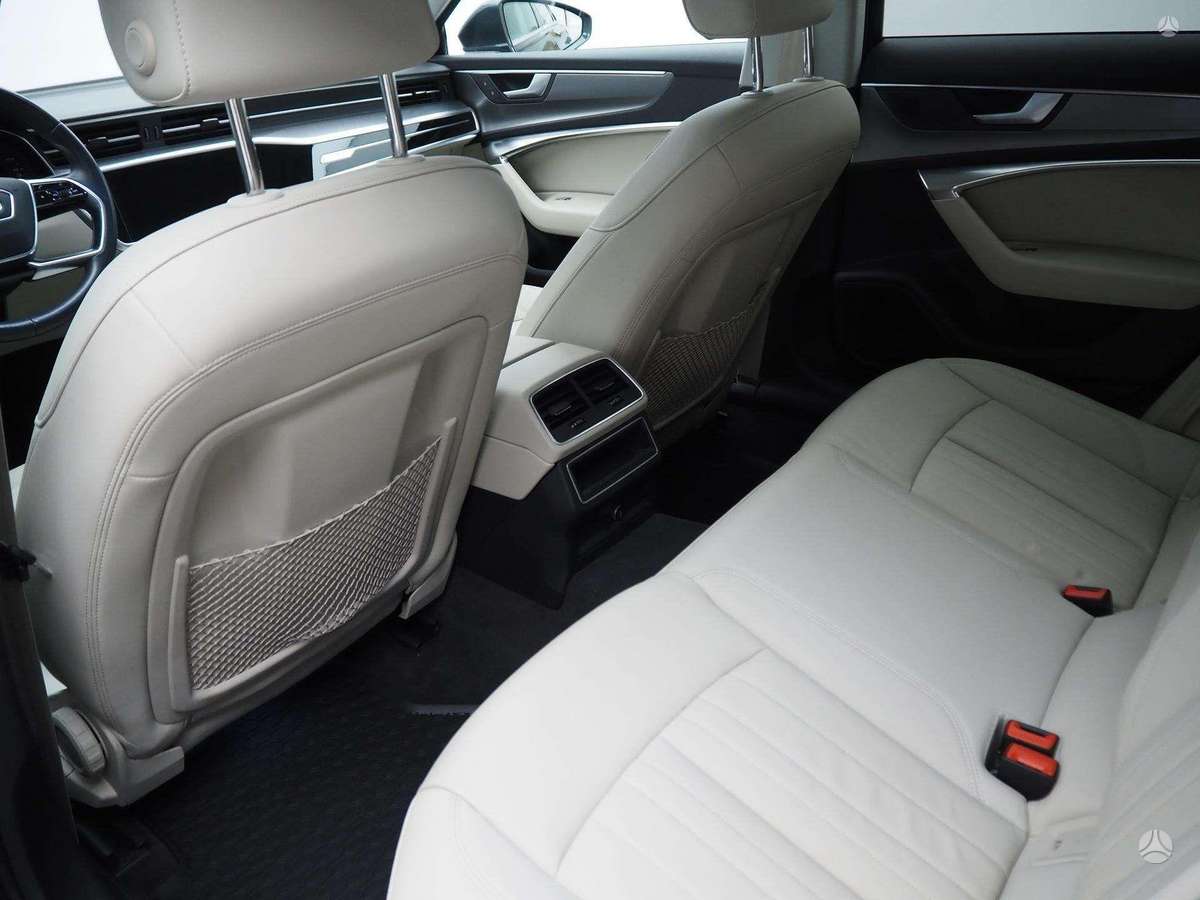 Audi A6, 2.0 l., Седан