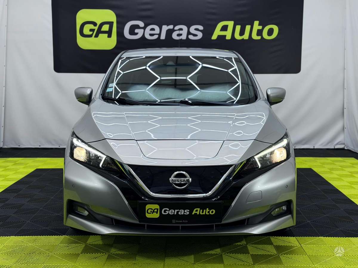 Nissan Leaf, 40 kWh, hatchback
