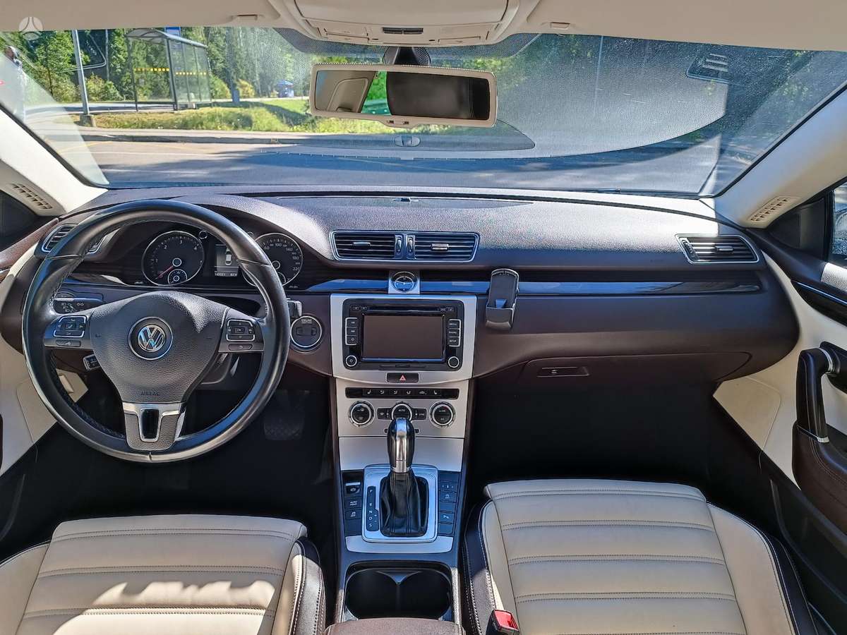 Volkswagen Passat CC - 9
