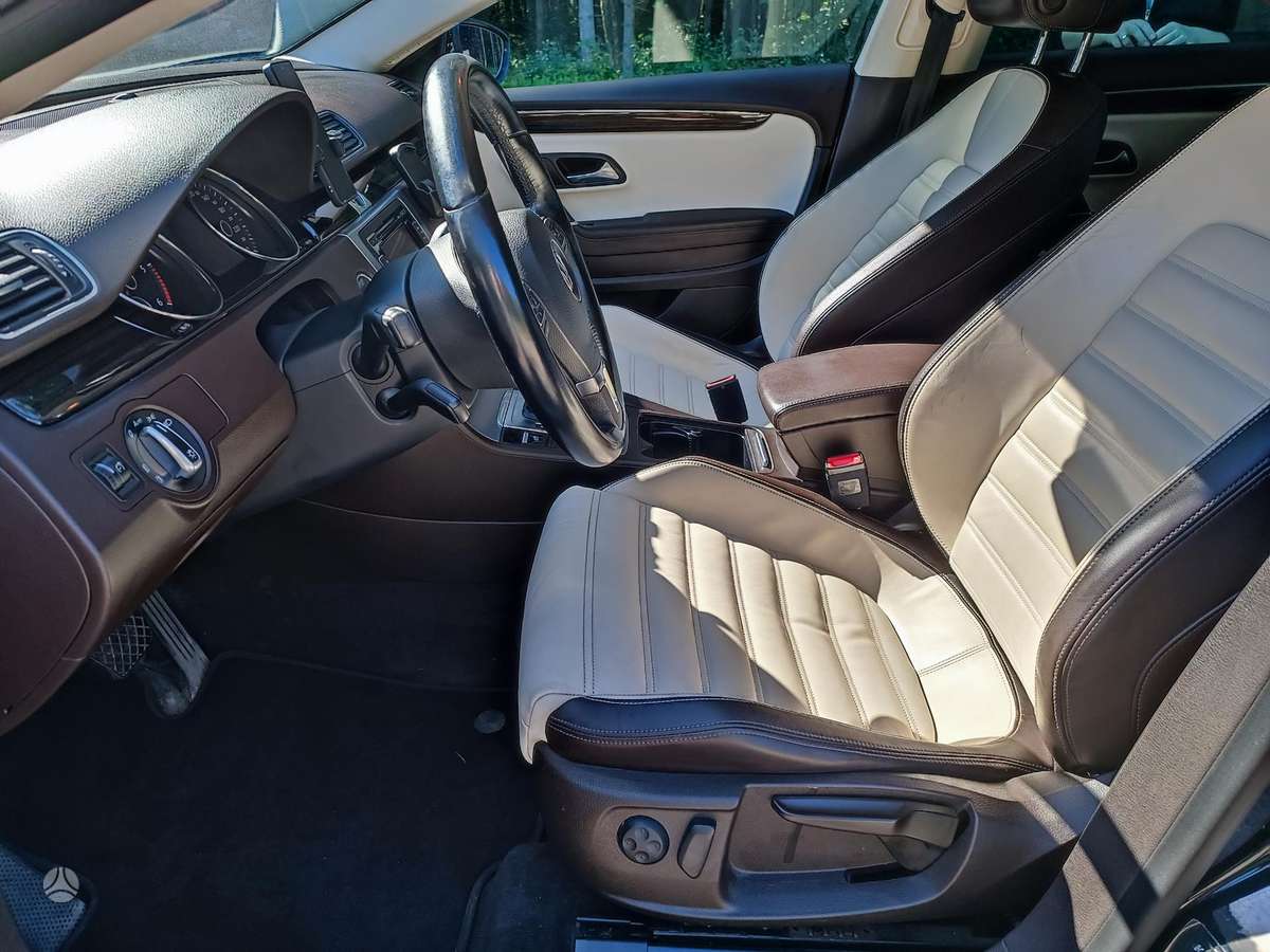 Volkswagen Passat CC - 12
