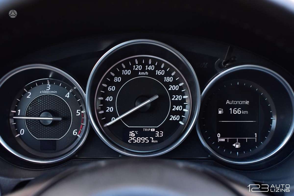 Mazda 6, 2.2 l., universalas