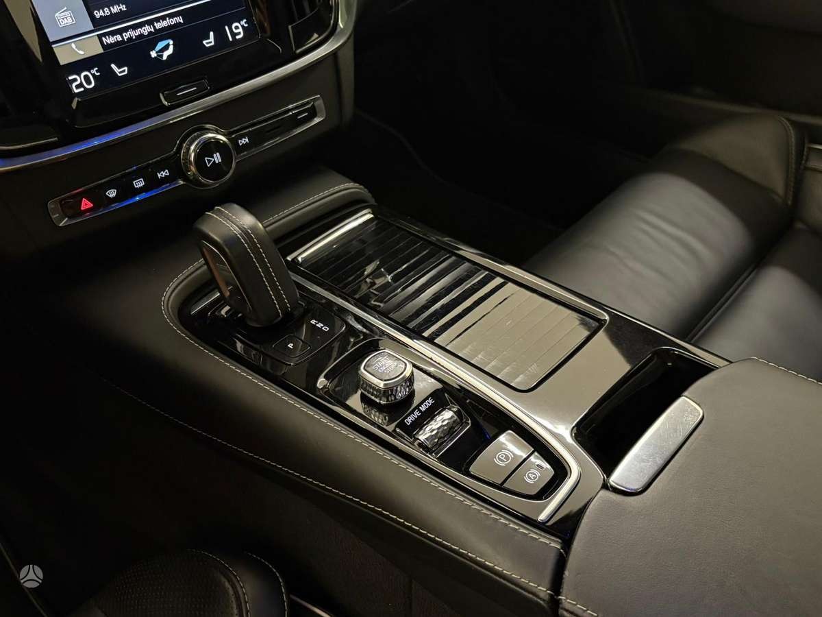 Volvo V90 - 3
