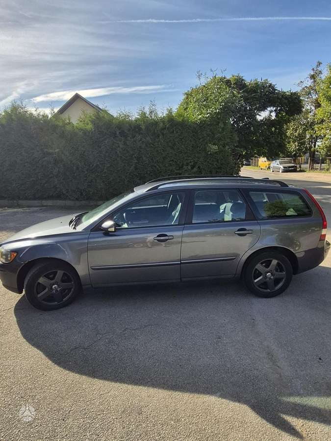 Volvo V50 - 4