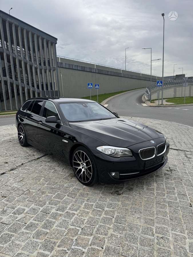 BMW 525, 2.0 l., Универсал