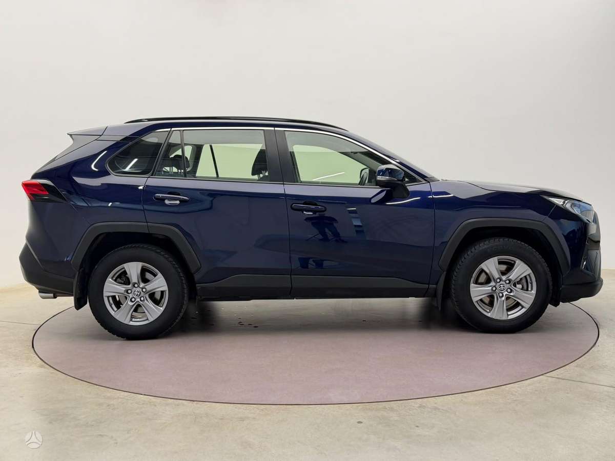Toyota RAV4 - 4
