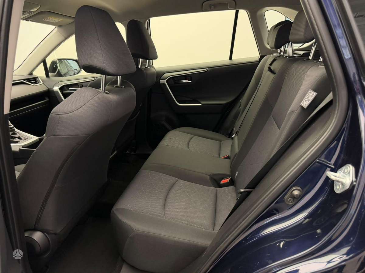 Toyota RAV4 - 12