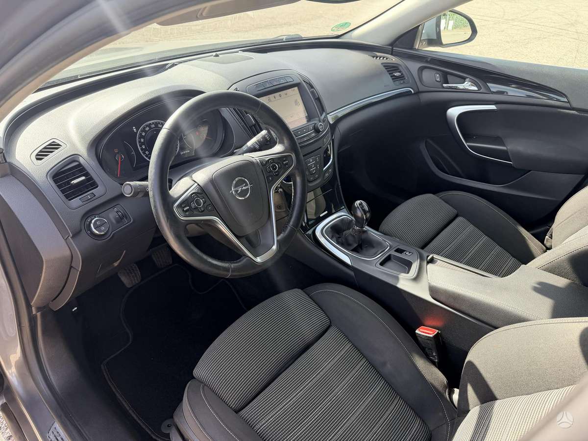 Opel Insignia, 1.6 l., Универсал