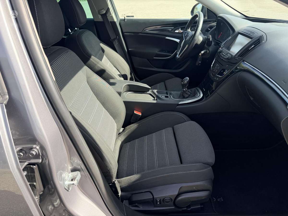 Opel Insignia, 1.6 l., Универсал