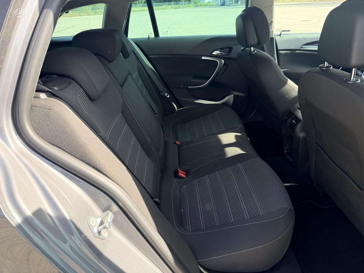 Opel Insignia, 1.6 l., Универсал