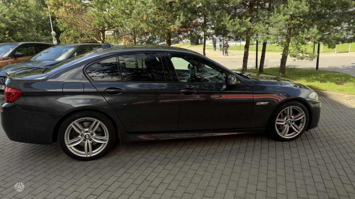 BMW 530, 3.0 l., Седан