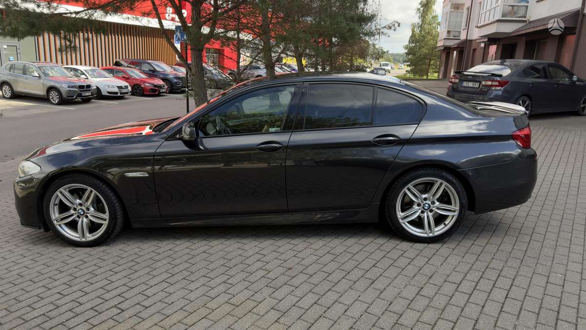 BMW 530, 3.0 l., Седан