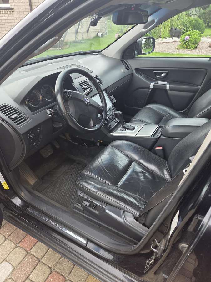 Volvo XC90 - 9
