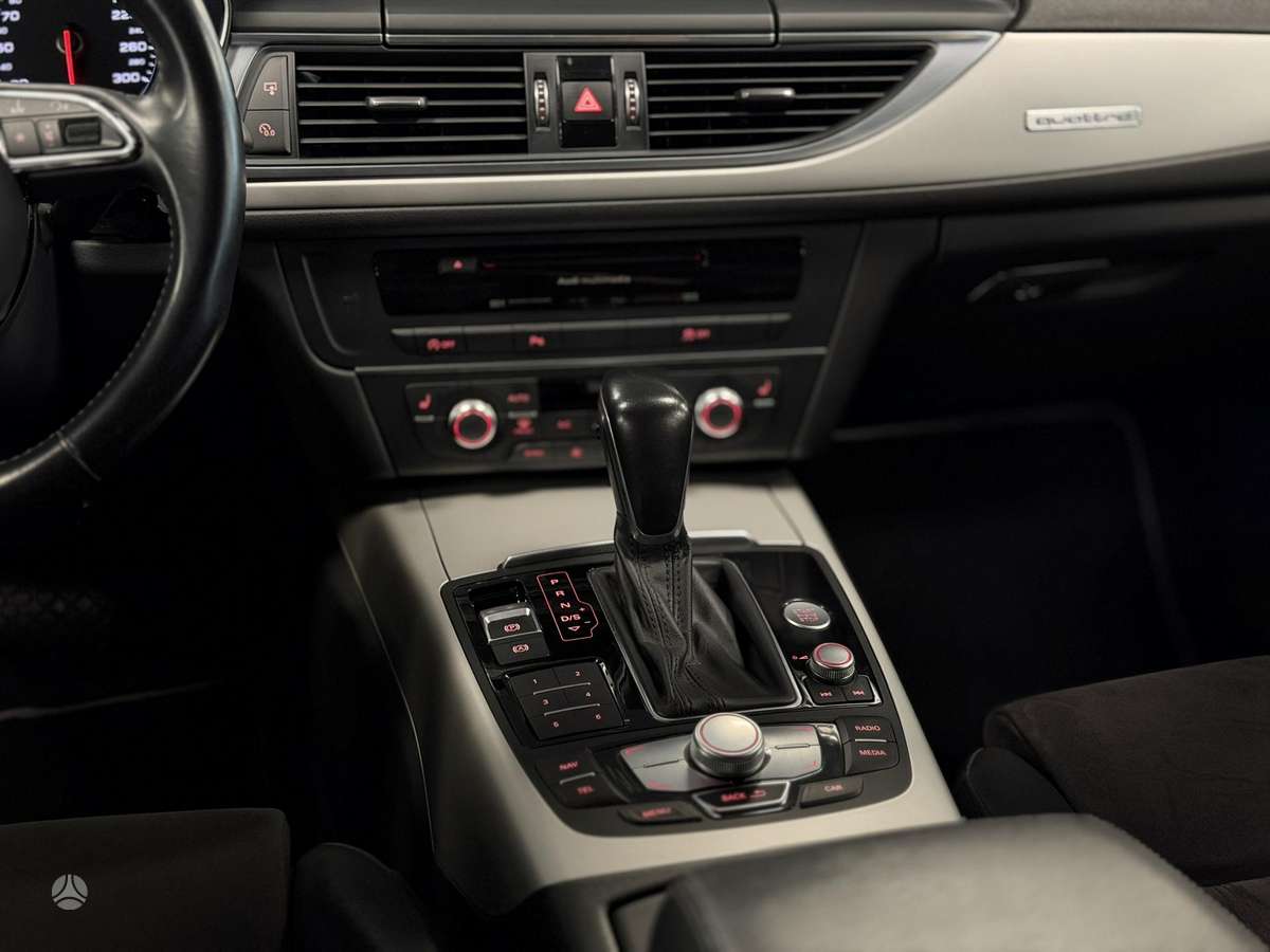 Audi A6, 3.0 l., universalas
