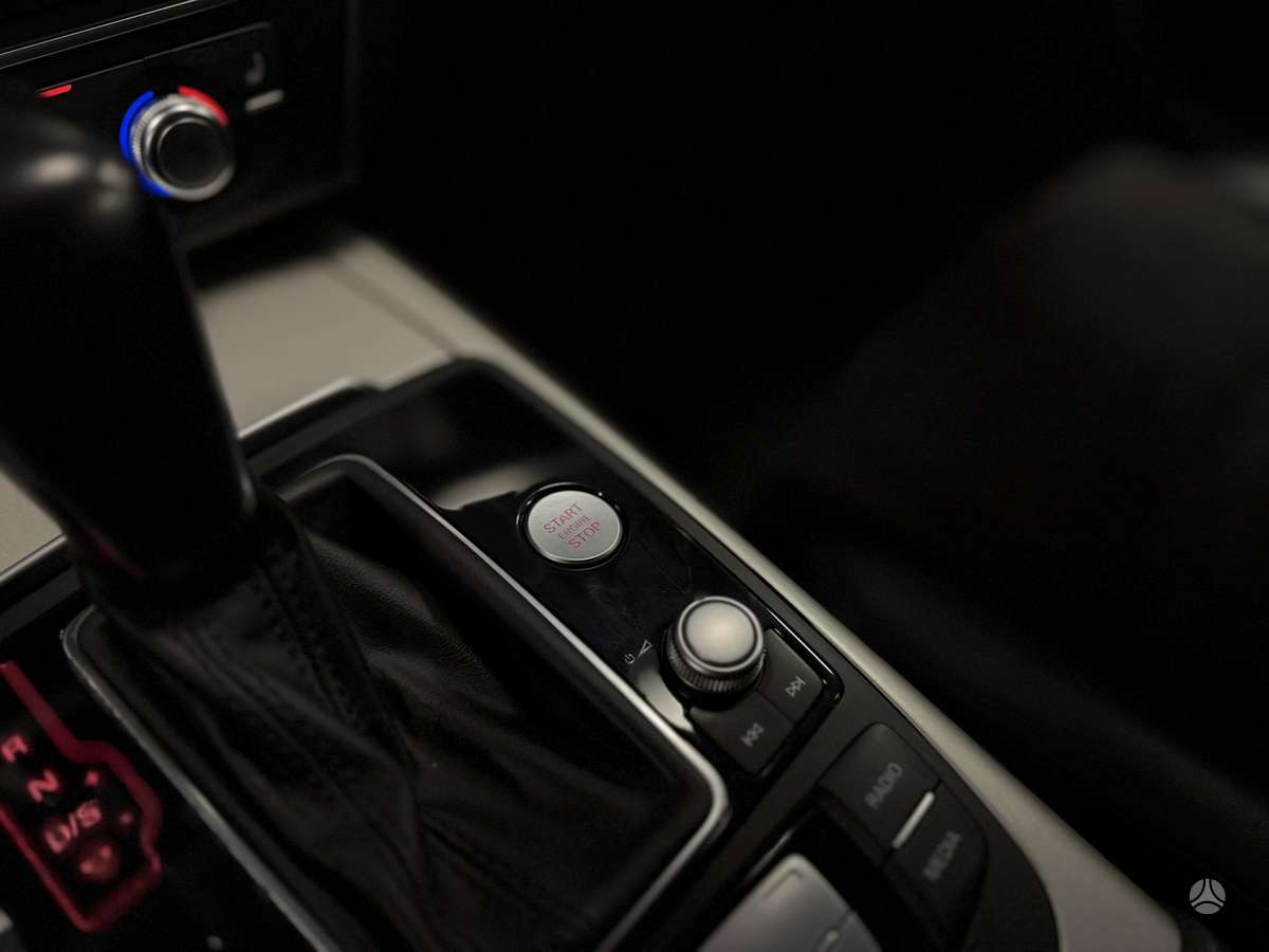 Audi A6, 3.0 l., universalas