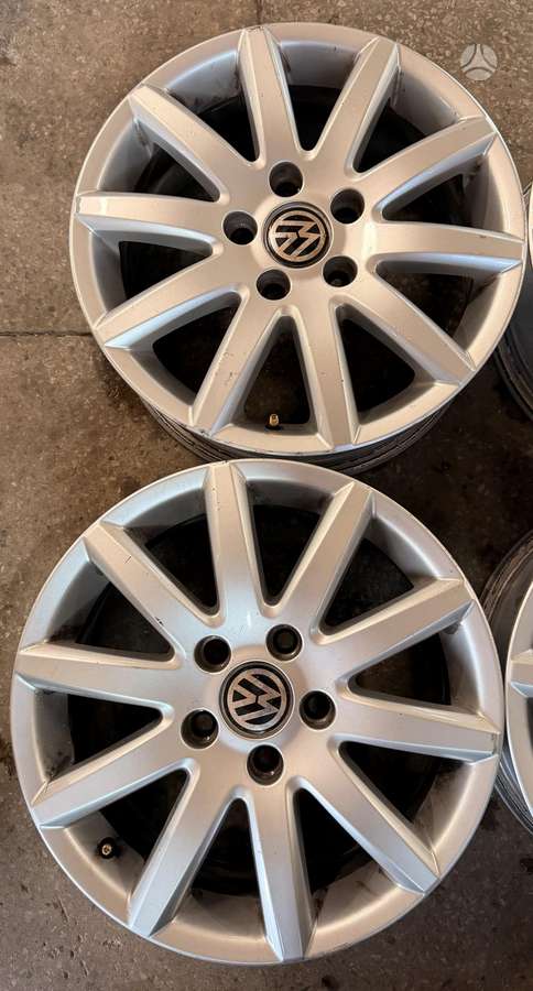 Volkswagen, light alloy, R16