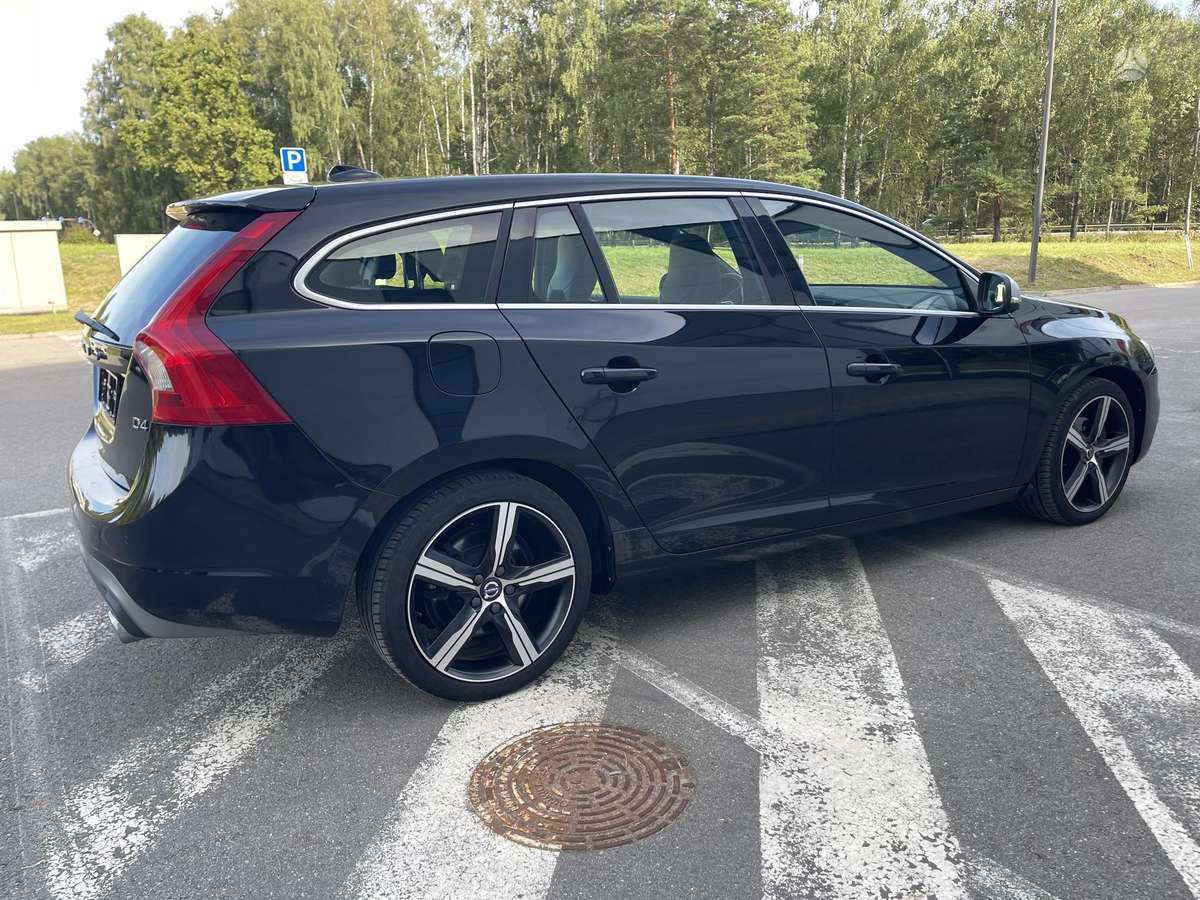 Volvo V60, 2.0 l., Универсал