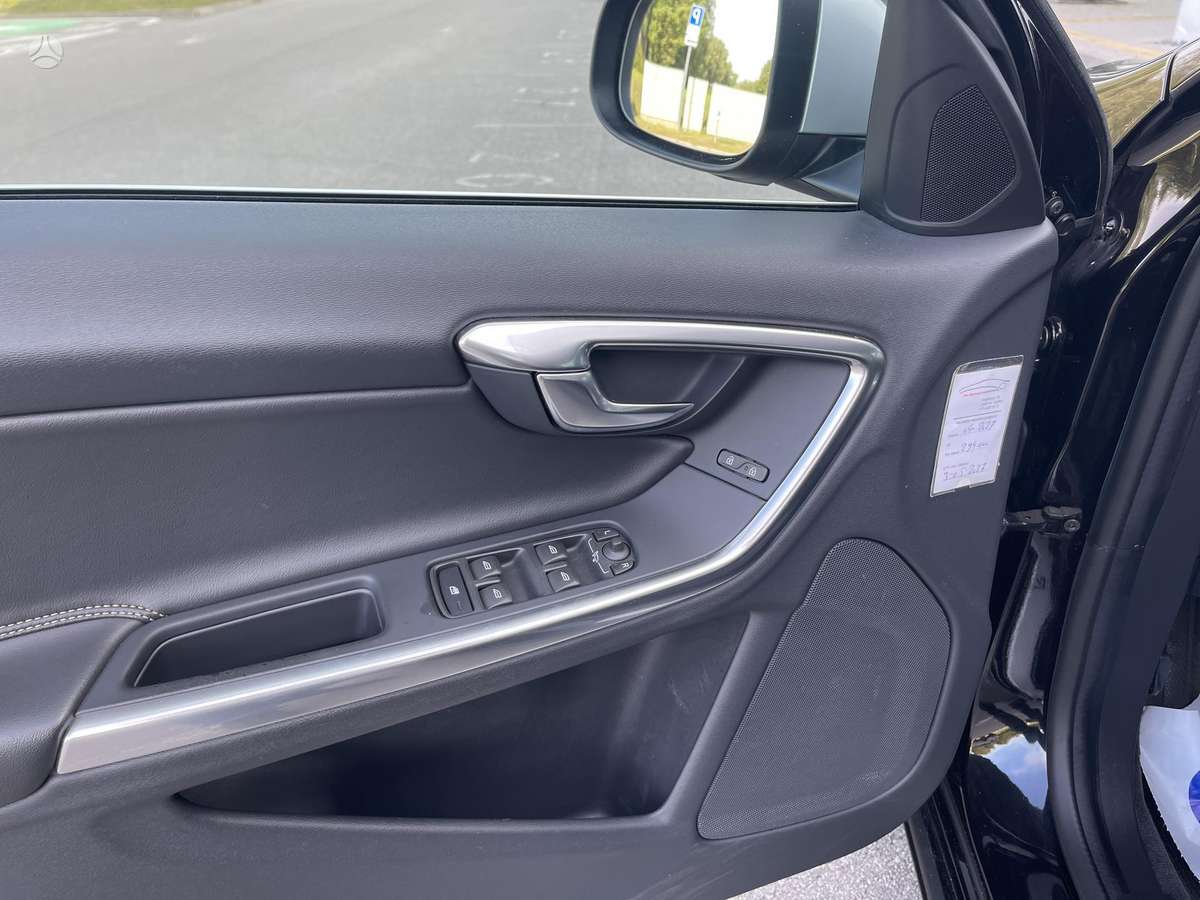 Volvo V60, 2.0 l., Универсал