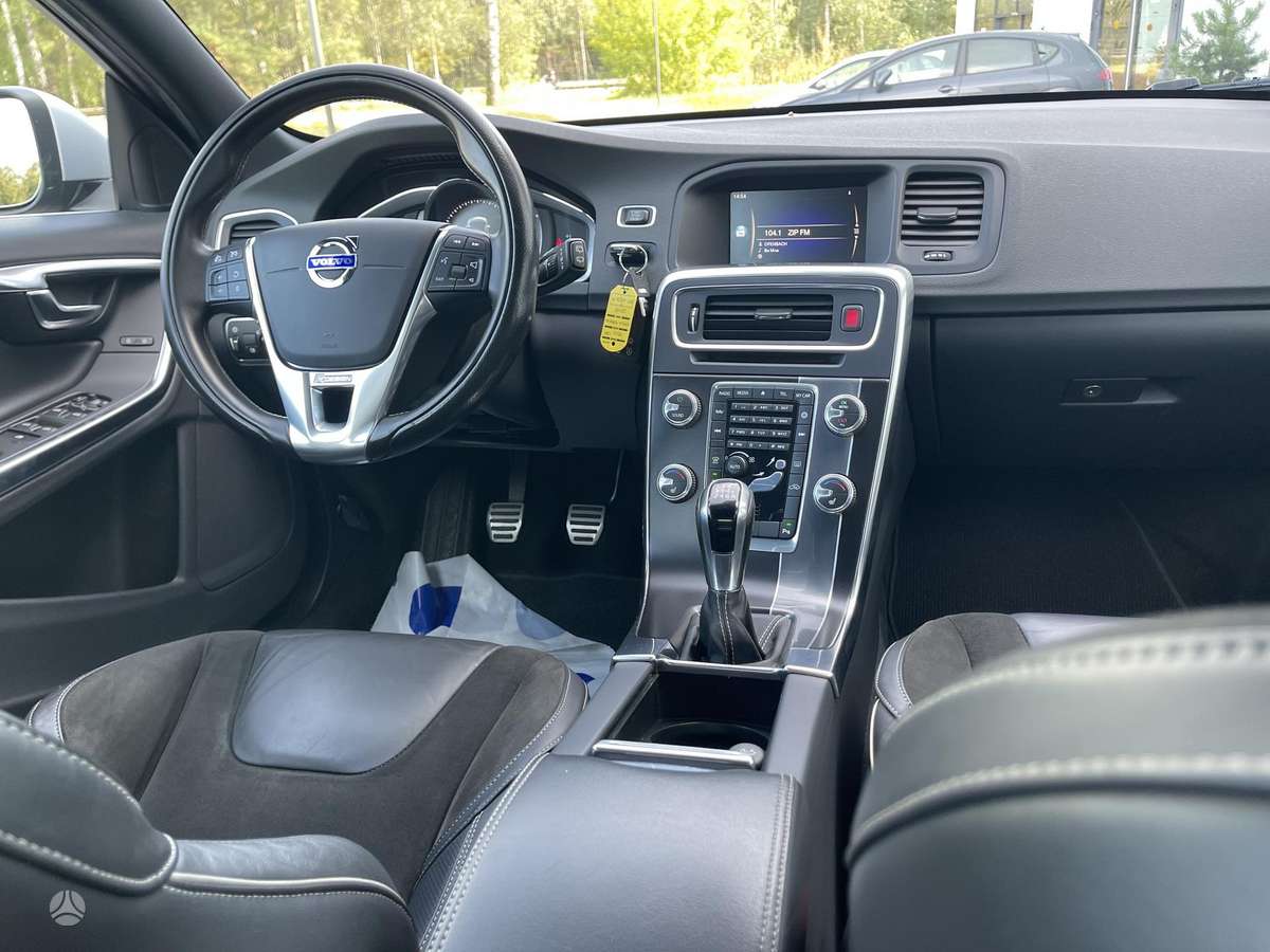 Volvo V60, 2.0 l., Универсал