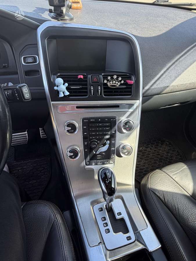 Volvo XC60 - 6